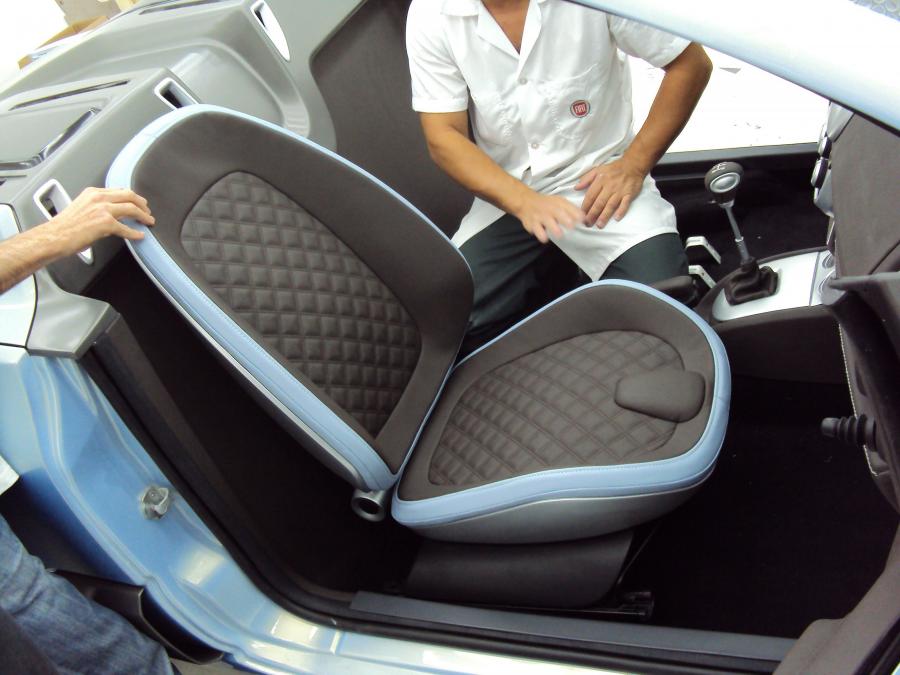  Fiat Uno Cabrio Concept 2010 года  (фото 14 из 24)
